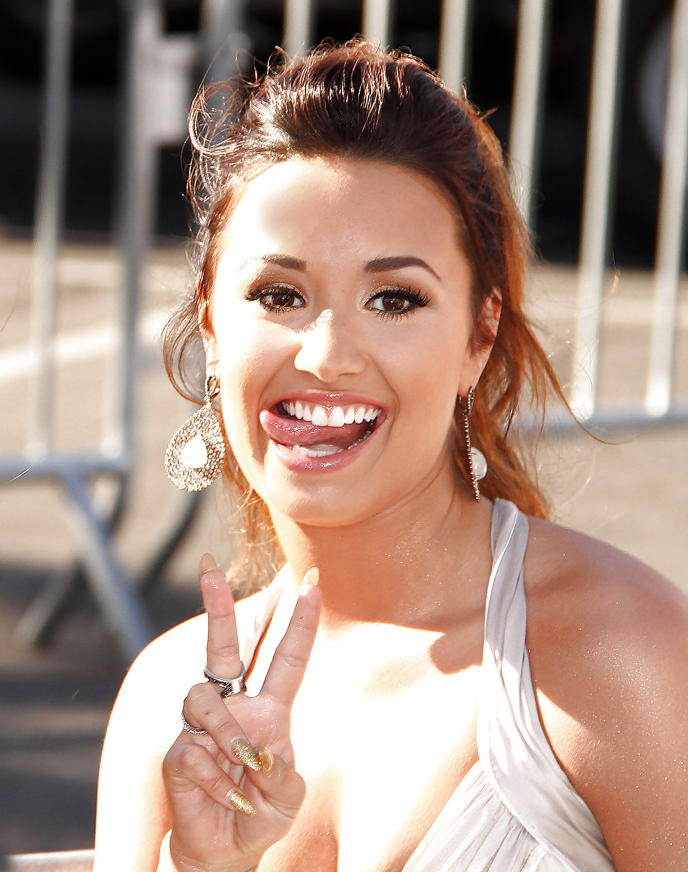 Demi Lovato - Vh1 Tun Etwas Auszeichnungen In Hollywood #5188445