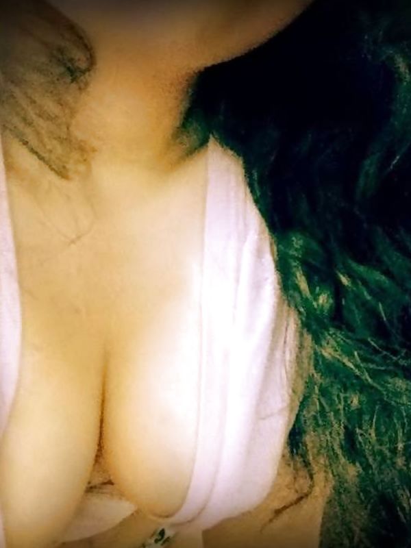Indian lady improbable tits - coolbudy