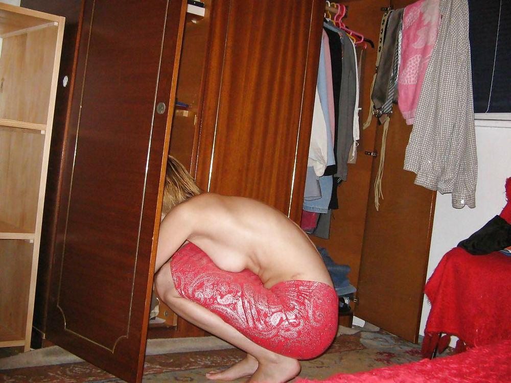 SIE LIEBT ES ZU POSEN #8238820