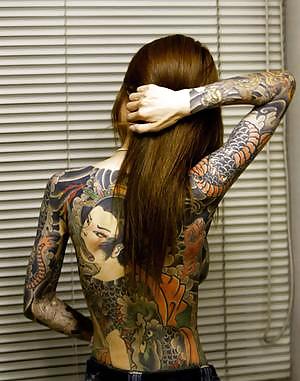 Ragazze asiatiche con tatuaggi
 #2244006