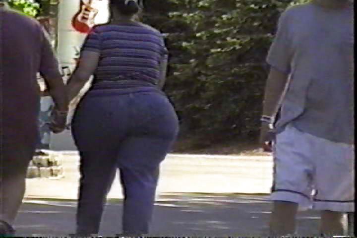 Candid bbws
 #16603374