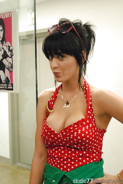 Katy Perry Hot Babe #16445945