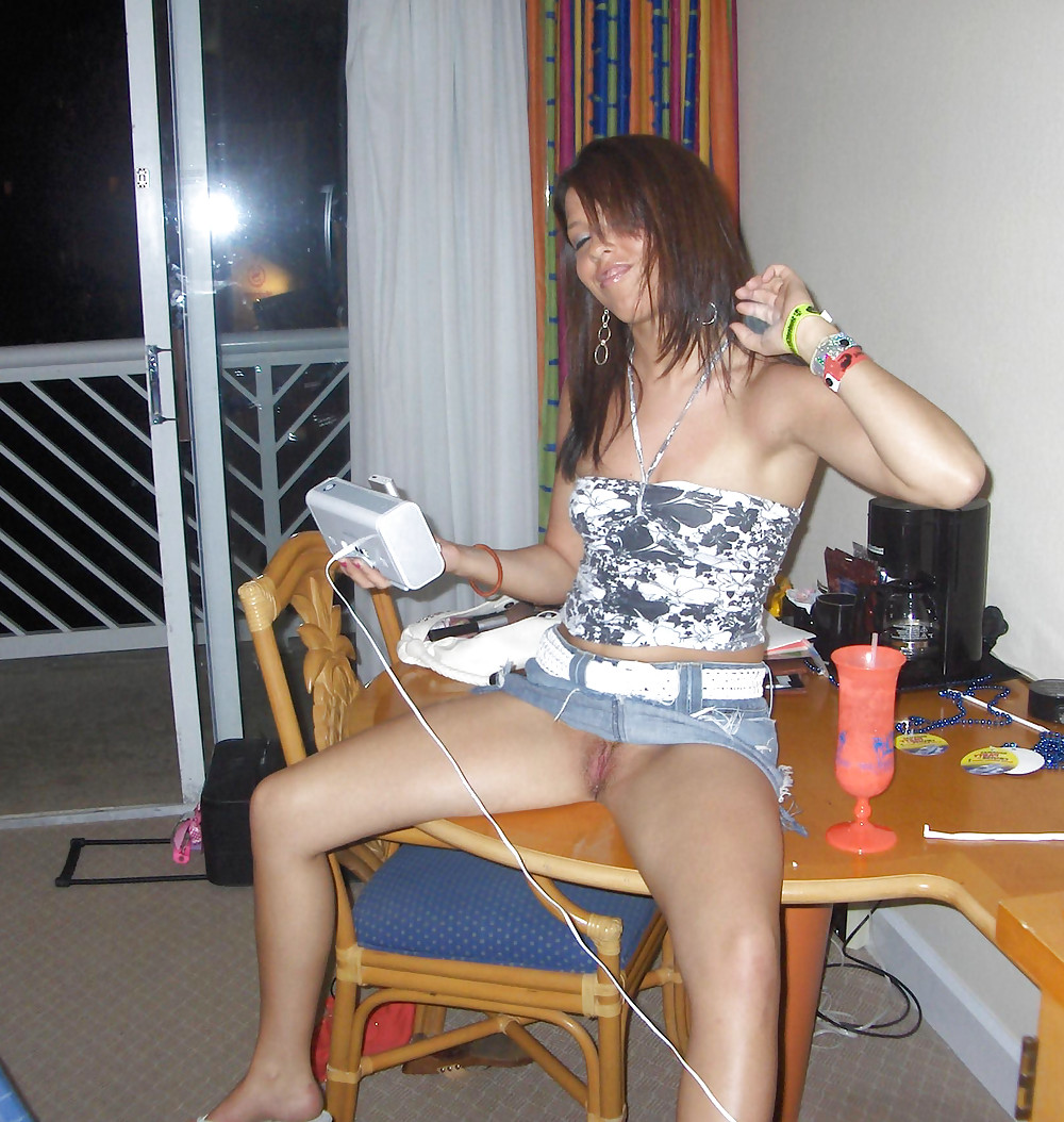 Damas al azar que hacen mi polla dura 3
 #7255913