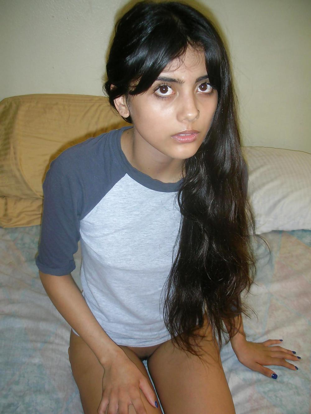 SOUTH ASIAN TEEN #9670762