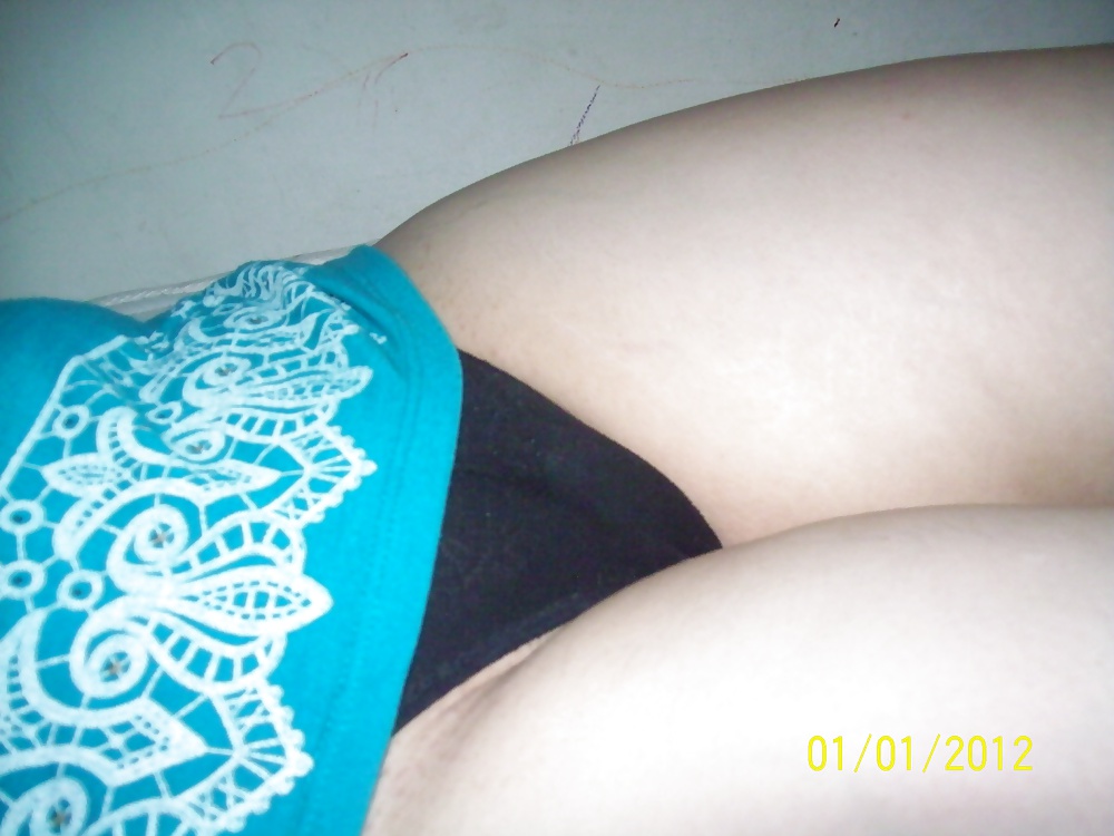 Camel toe de mi esposa parte 2
 #17514593