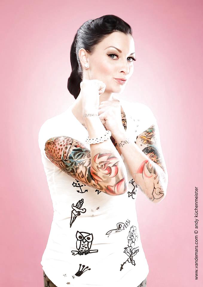 Lina Van De Mars Tatttoo-queen #19153701