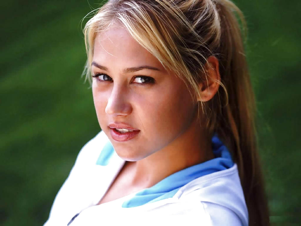 Most Perfect Women Alive ??? Anna Kournikova !!! (COMMENTS) #4141966