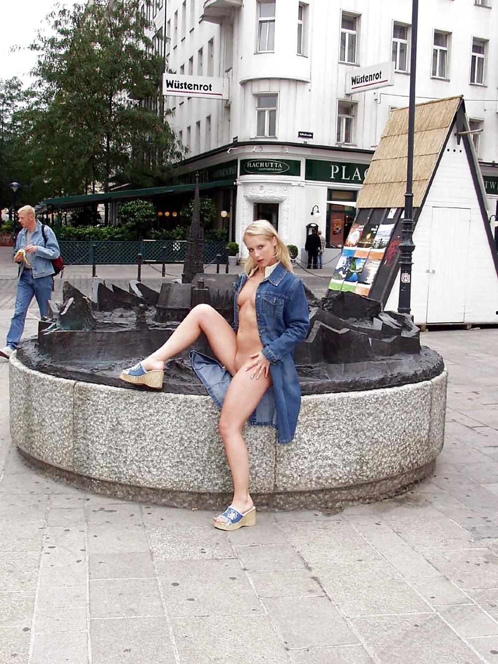 Clignotant En Public - Veronika #6943272