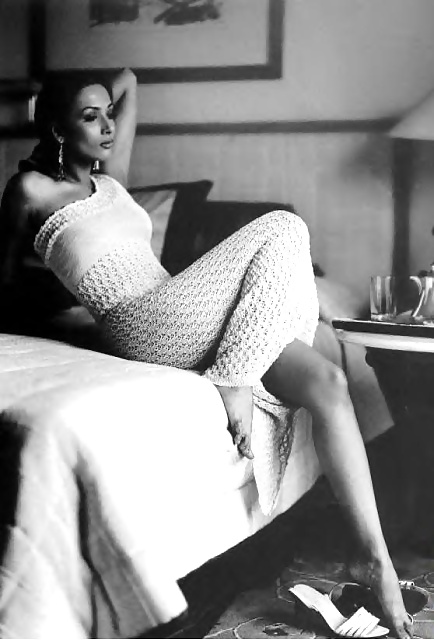 Malaika Arora - SHE FUCKS MY BRAIN OUT #2743185