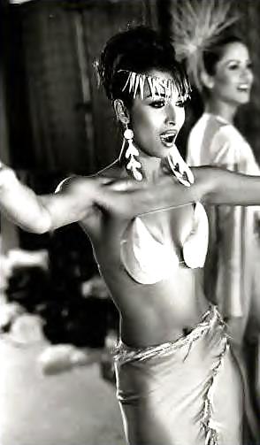 Malaika Arora - SHE FUCKS MY BRAIN OUT #2743208