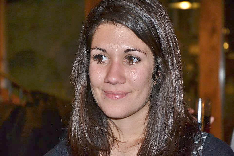 Cousine pour vous branler laissez des com
 #7559852