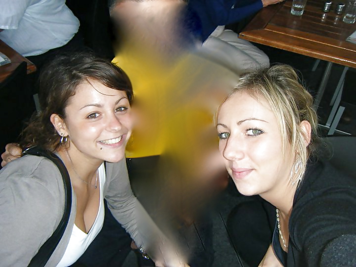 Cousine pour vous branler laissez des com
 #7559860