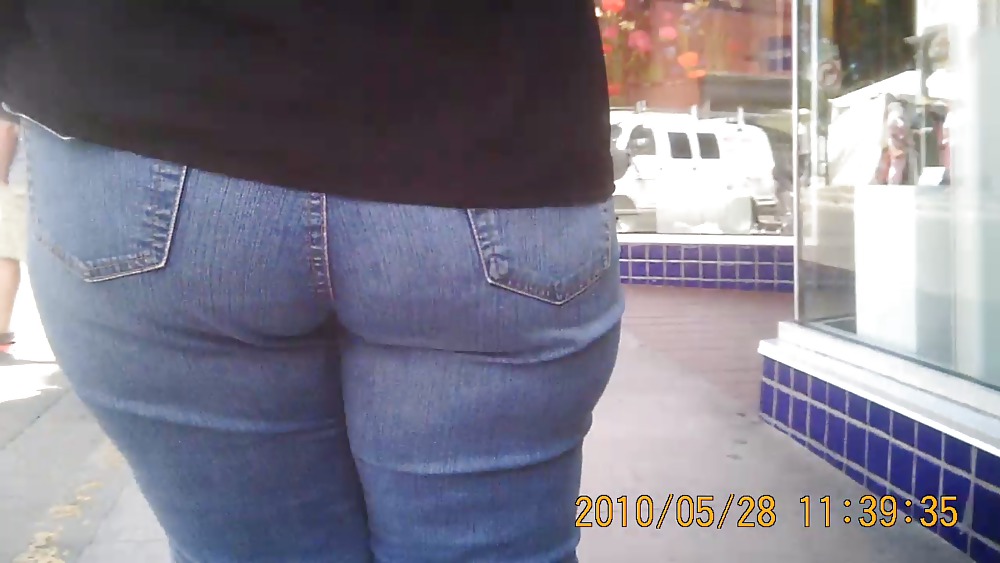 Reife Latina Ass #19187111