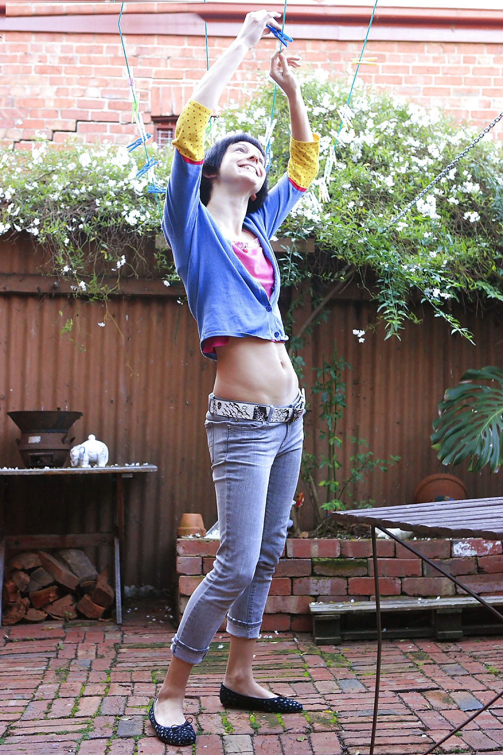 オリビア
 #17087900