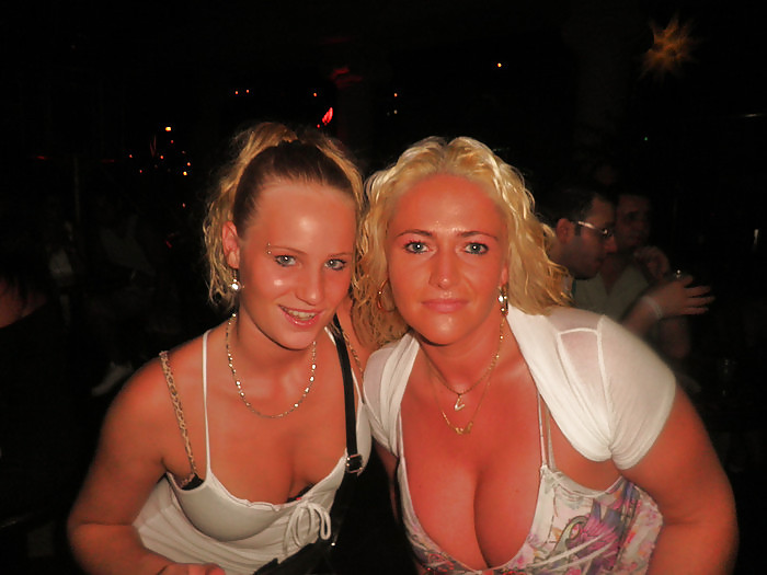 Sexy amateur Milf Vicky with big boobs from hyves #8560243