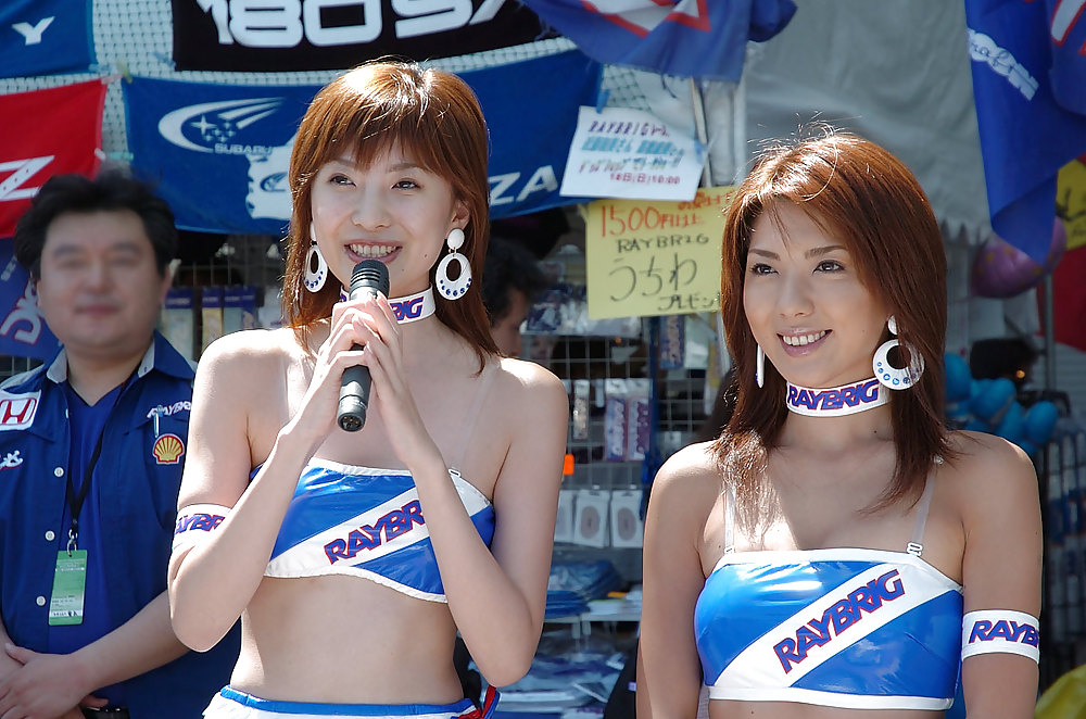 Japanische Grid-Girl-auf Der Strecke (2) #5760925