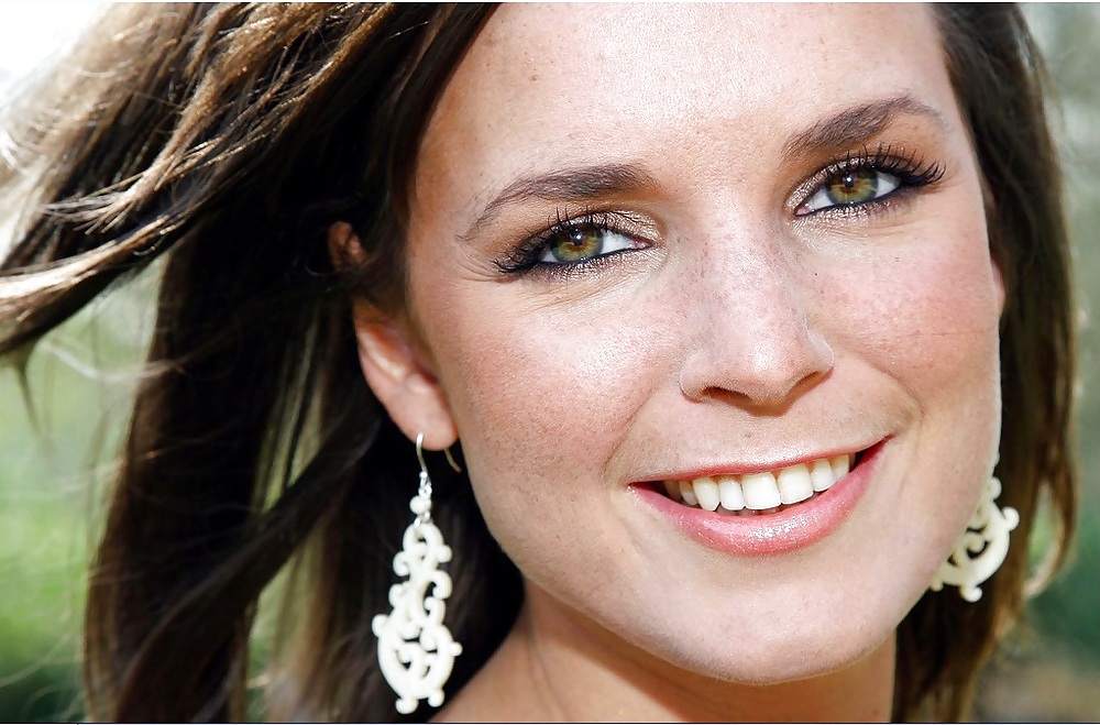 Tess goossens
 #15414572
