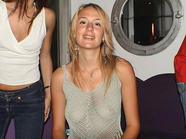 Braless 2.
 #3261776