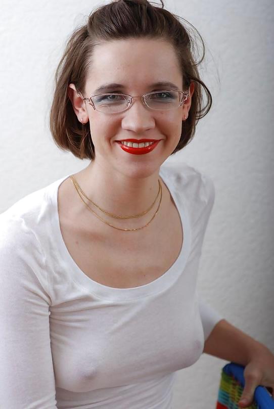 Braless 2.
 #3261849