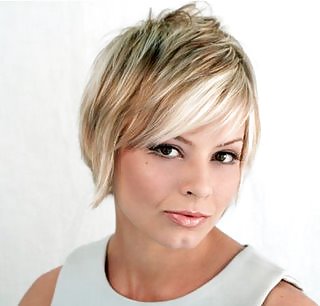 Gorgeous short hair styles #15104257