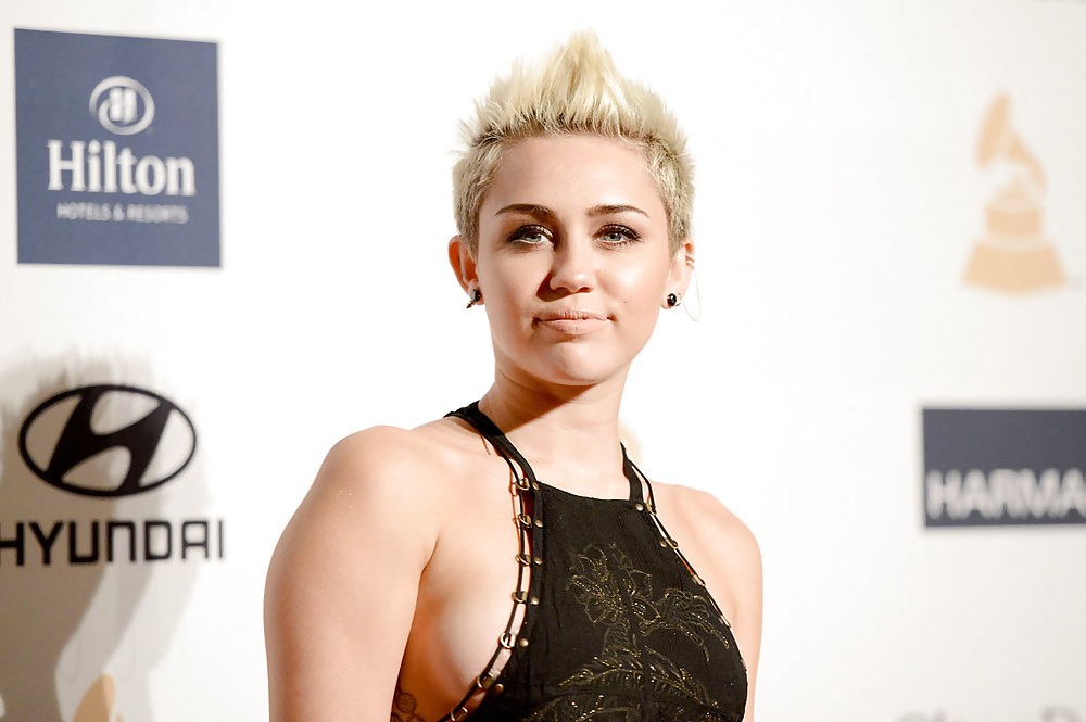 Miley Cyrus 3 #16504842