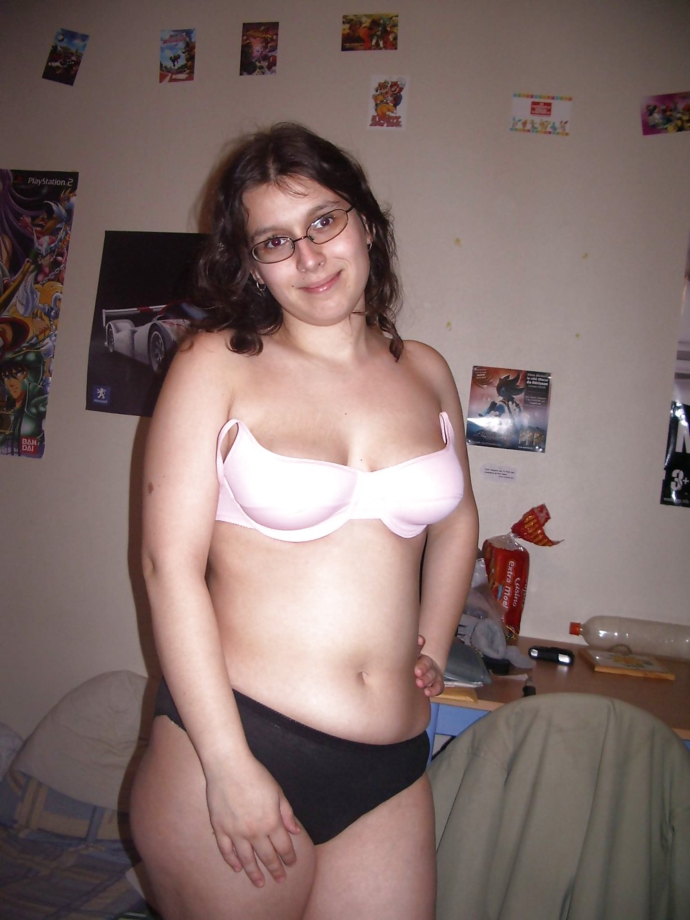 FRENCH CHUBBY TEEN POSING FOR HER BOYFRIEND #7554339