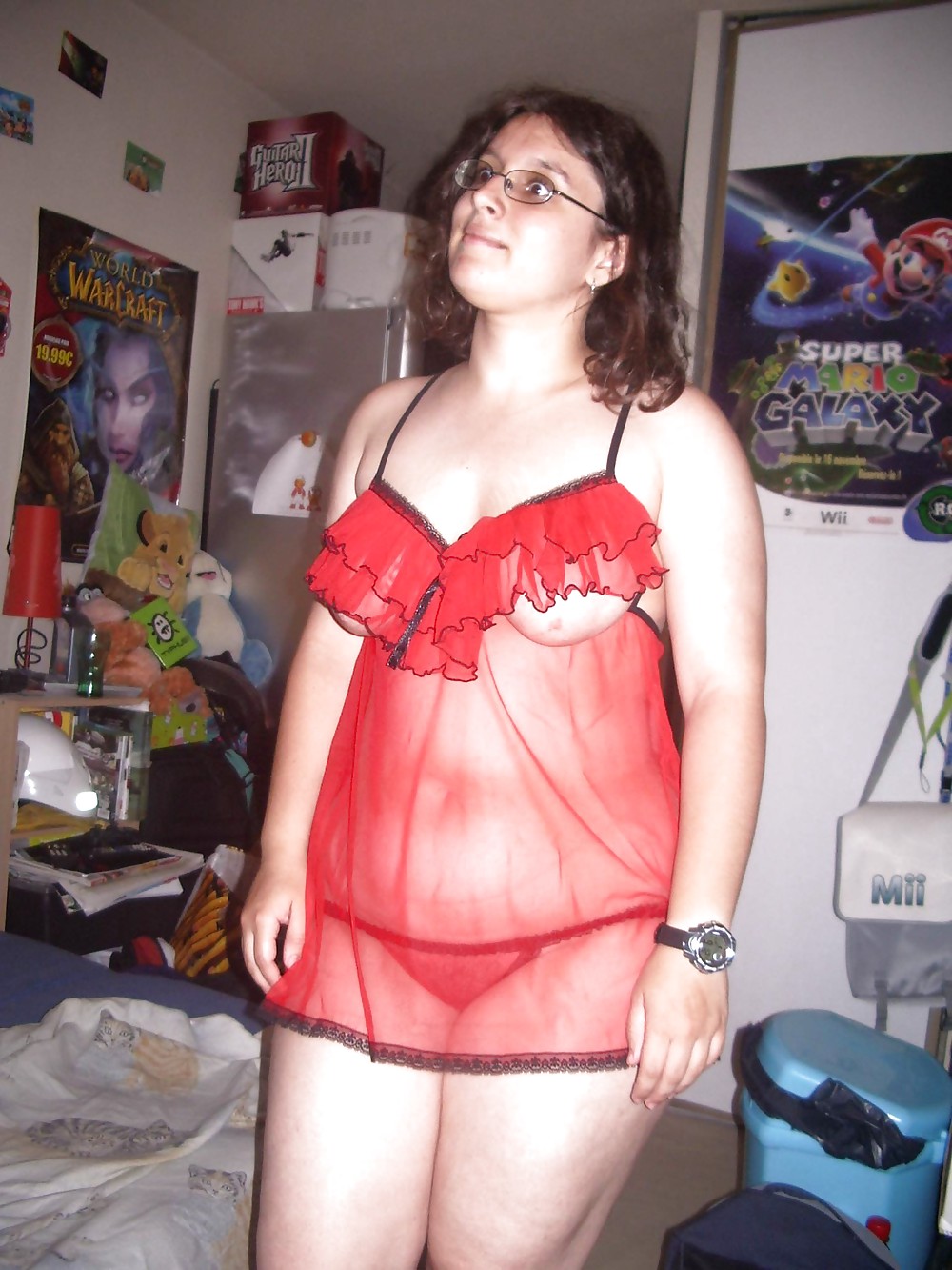 FRENCH CHUBBY TEEN POSING FOR HER BOYFRIEND #7555096