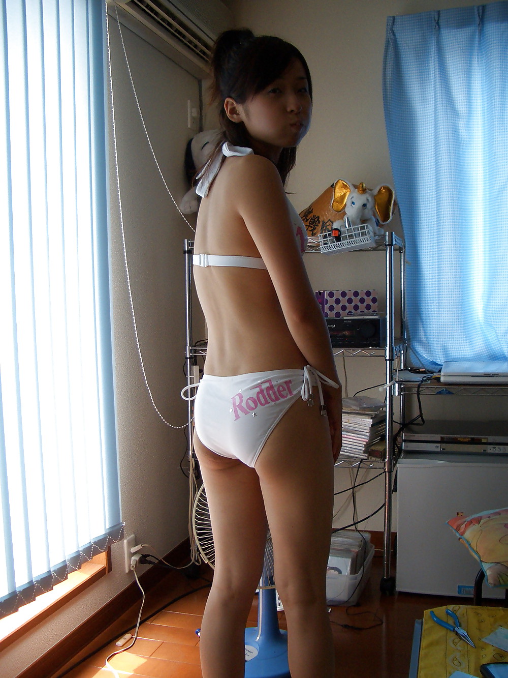 Japanese Teen spread and creampie (Part 1) #19312617