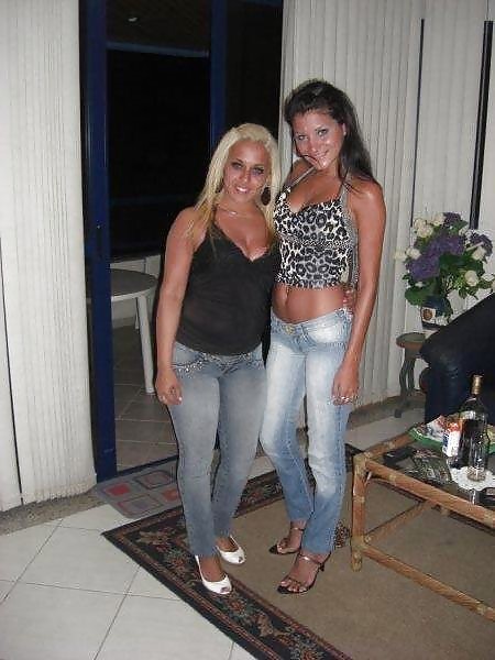 Queens in jeans XIV #6475438