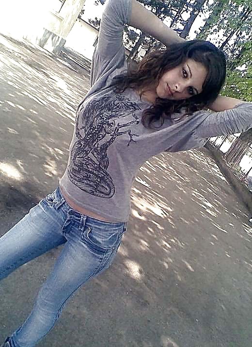 Queens in jeans cliii
 #12458598