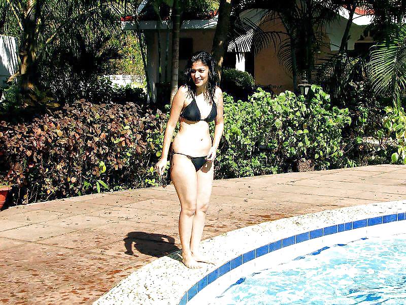 Ihre Mutter In Einem Bikini 4 #19367473
