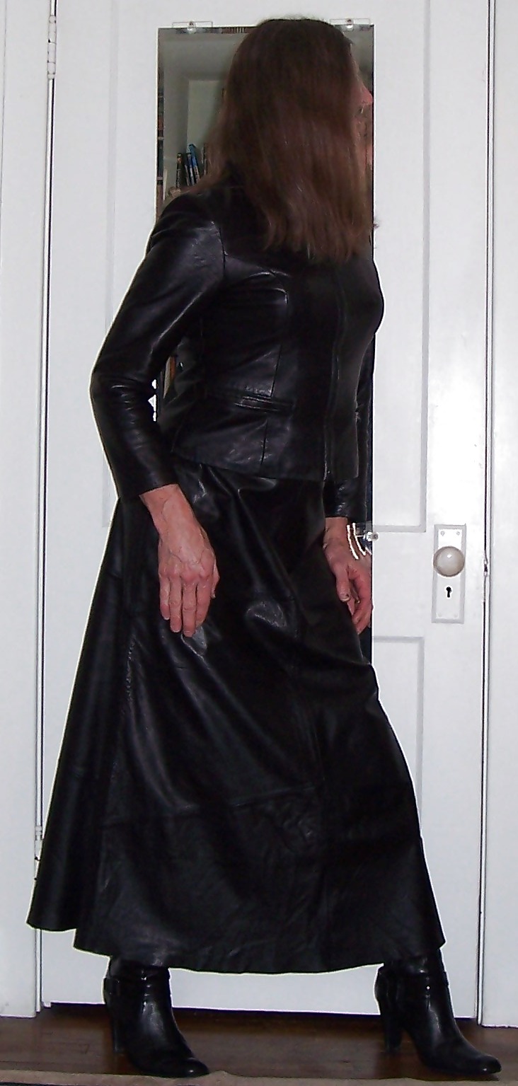 Crossdressing - Leather #2 #11678270