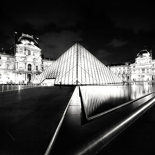 Parigi le louvre
 #6693002