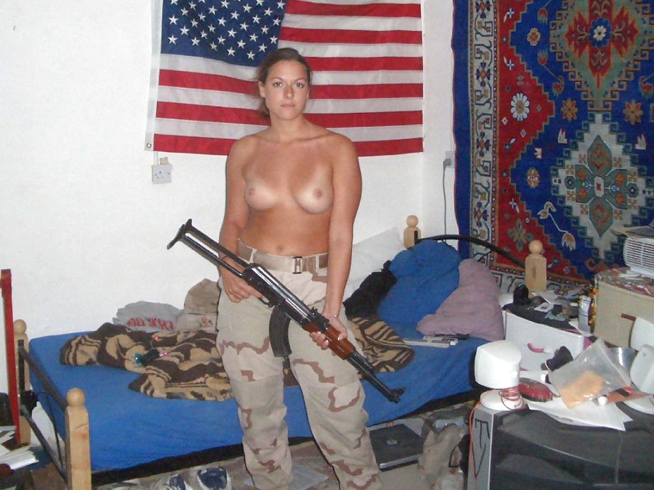 Us - Army  Frauen Mit Ihren Waffen #4320320