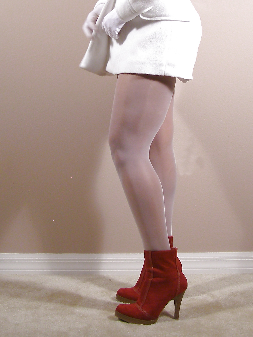 Mature legs 103 please comment #8965297