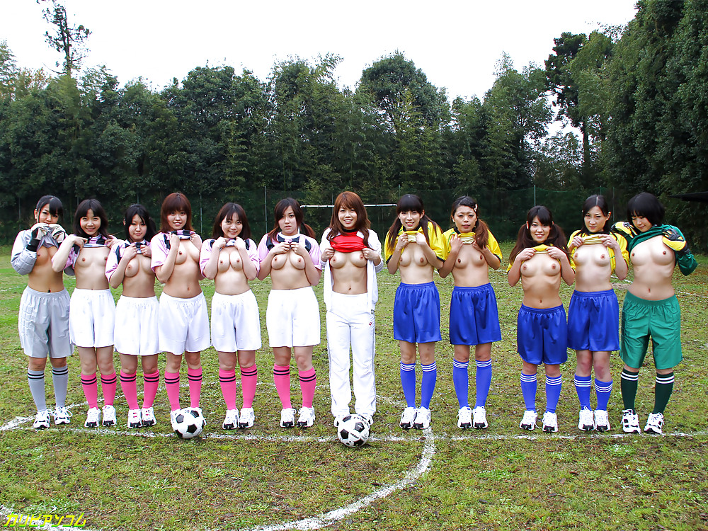 裸の女の子グループ24 - 日本のグループセックスシーンの女の子たち
 #15840961