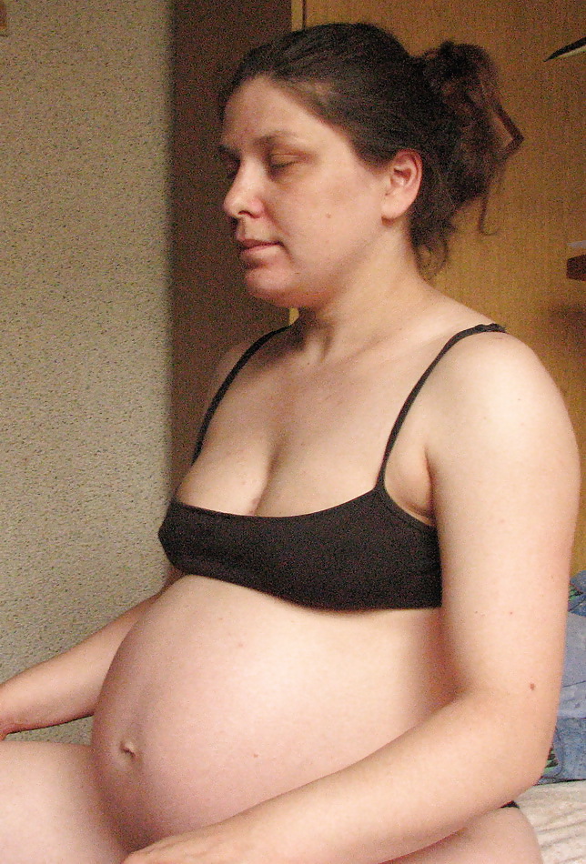 Pregnant amateur lactating tits nipples ass pussy preg nude #4390272
