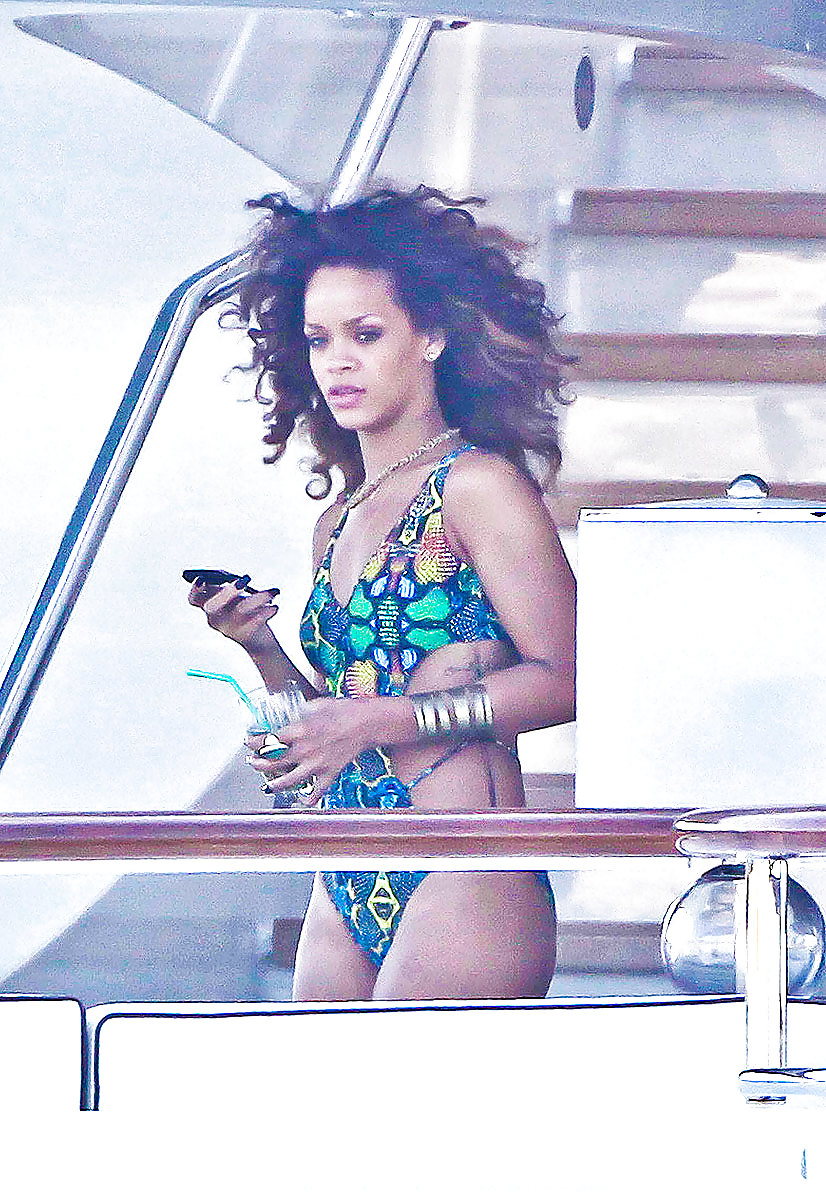 Rihanna on a yacht in a swimsuit in France #5935593