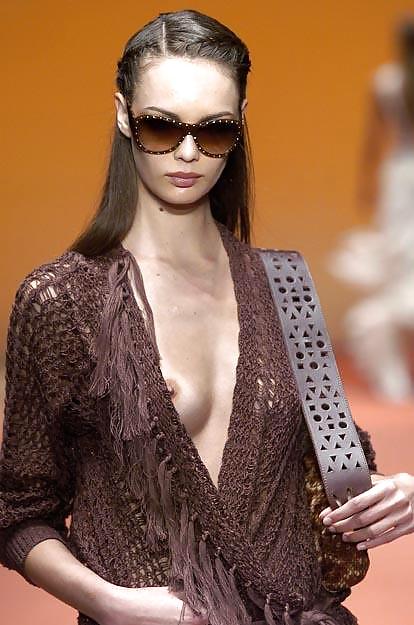 Modelos de moda tetas+coño+culo erótico por twistedworlds
 #5207620