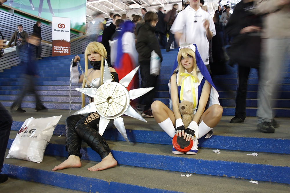 Barefoot cosplay #16754118