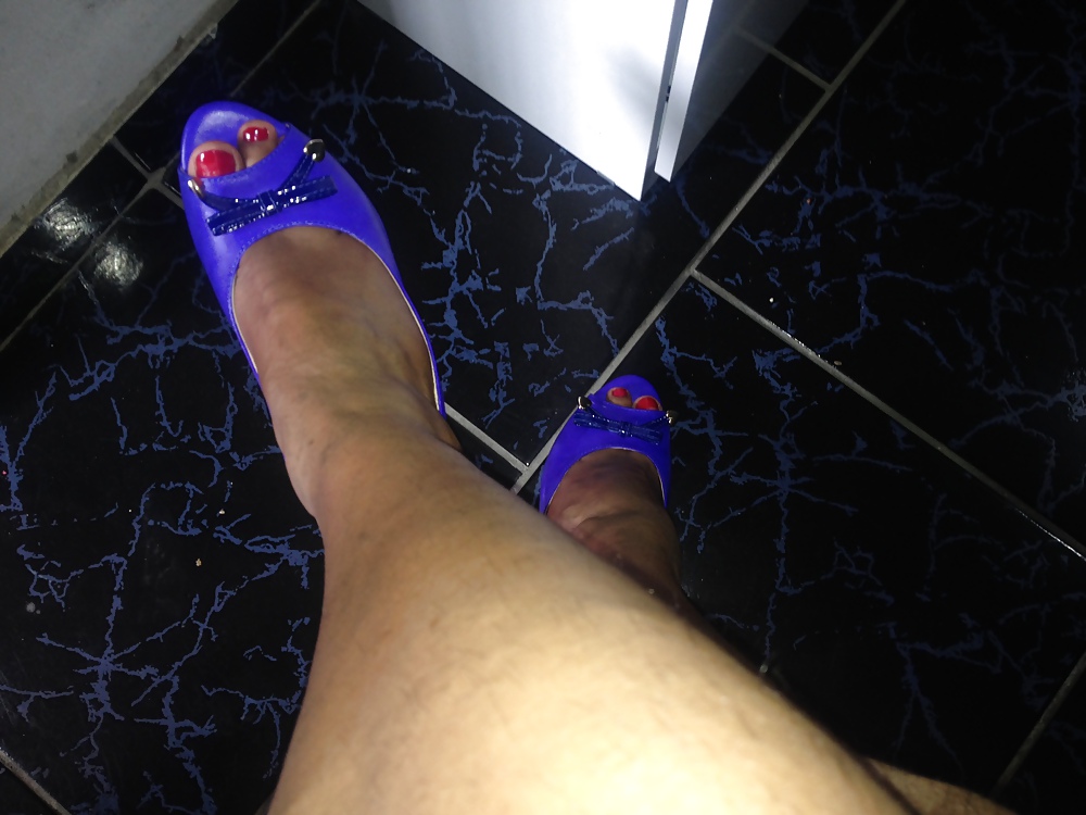I love blue
 #22120522