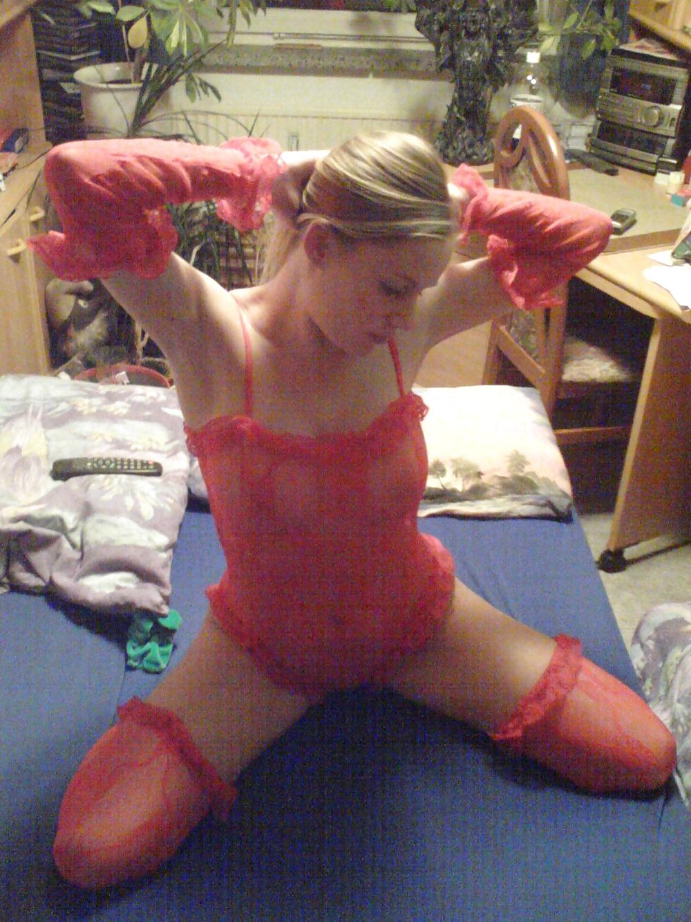 AMATEUR GIRL LOVE POSING...DAMN SEXY #8968711