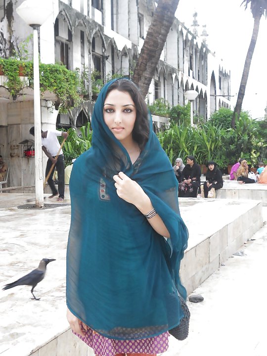Alluring Muslim lady