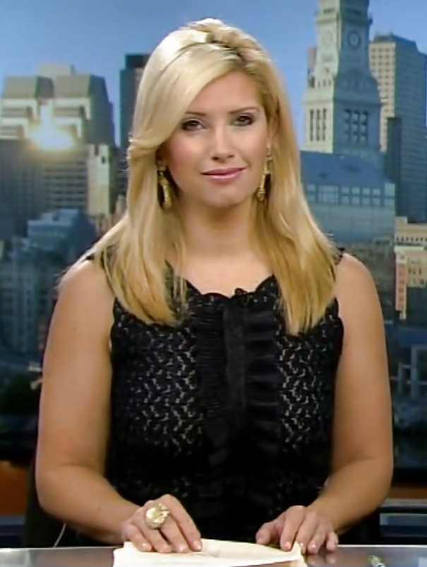 Bianca de la Garza News Anchor Boston 3 #22503136