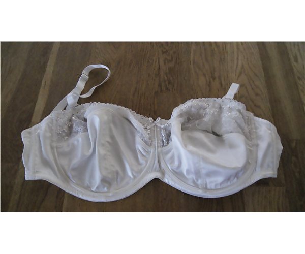 Used F Cups #12118133