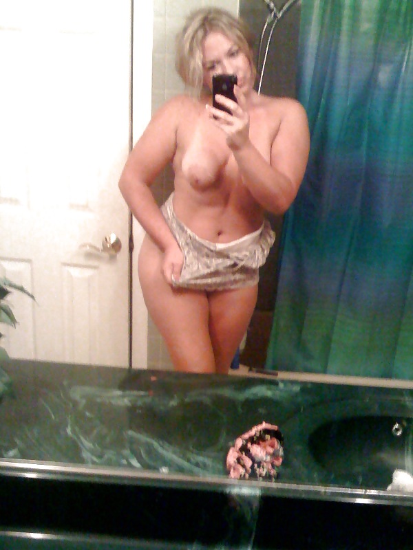 Hot Milf nude bathroom photos #5013757