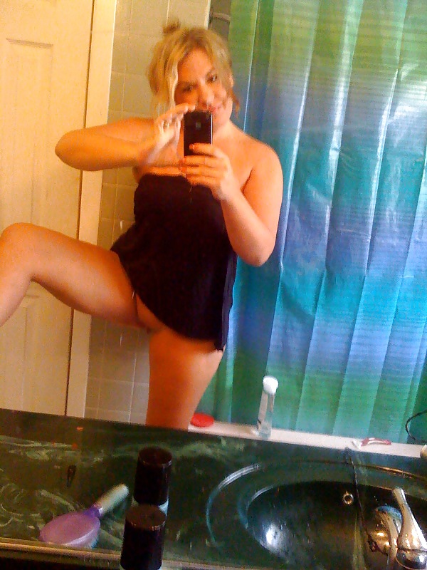Hot Milf nude bathroom photos #5013878