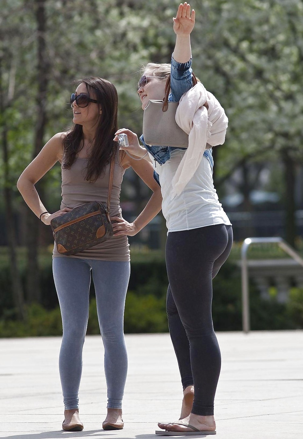 素人のタイトなお尻のエロティカ7 by twistedworlds
 #13644978