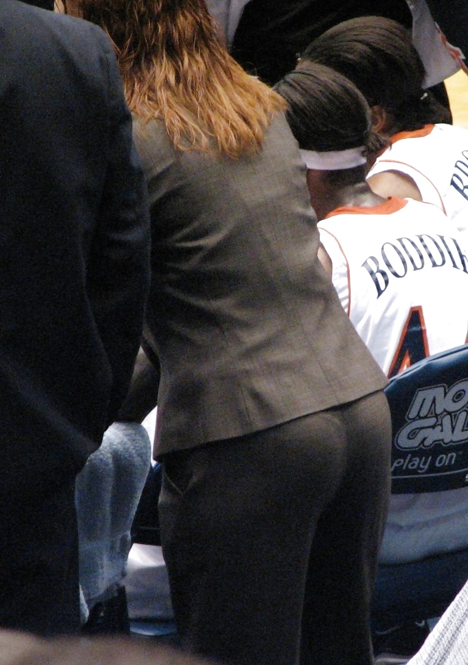 素人のタイトなお尻のエロティカ7 by twistedworlds
 #13645300