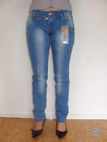 Cameltoes jeans #7635336